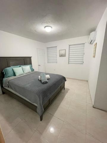 ארסיבו Las Olas Beach Apartments מראה חיצוני תמונה