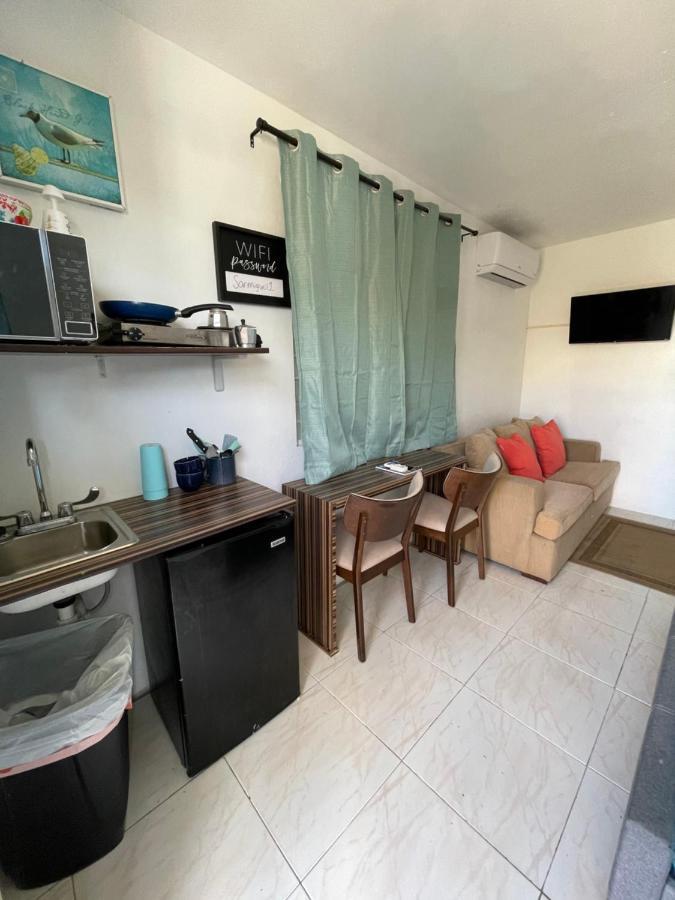 ארסיבו Las Olas Beach Apartments מראה חיצוני תמונה